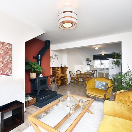 Sunny Seaside Sanctuary - Two Bedroom Apartment Brighton Eksteriør billede